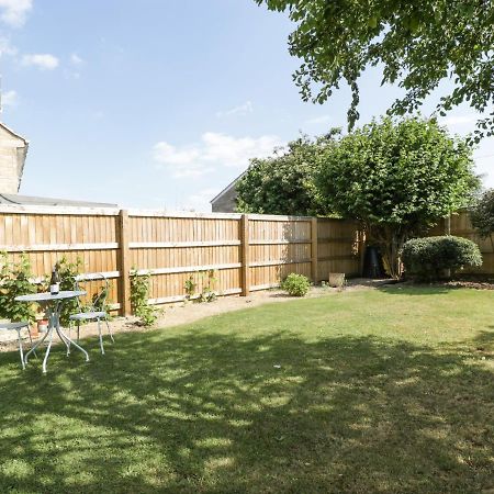 16 Mythern Meadow Bradford-On-Avon Exterior photo